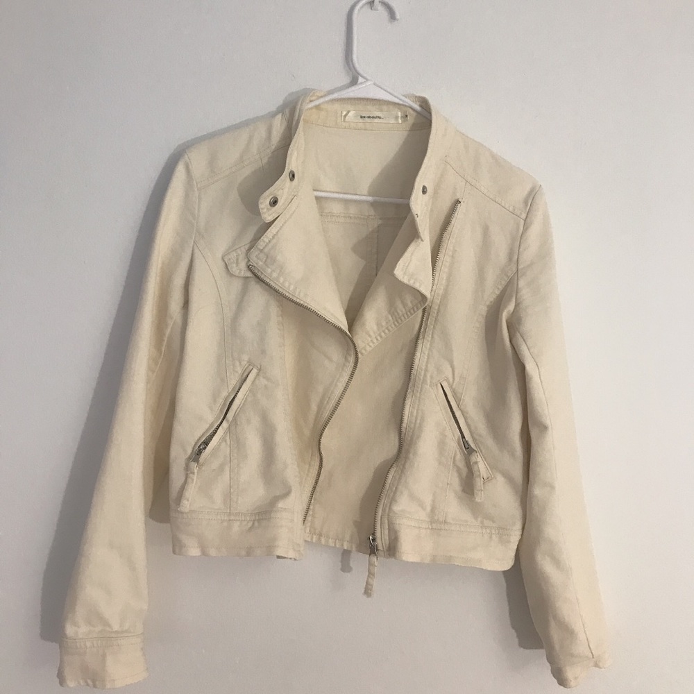 white jeans jacket